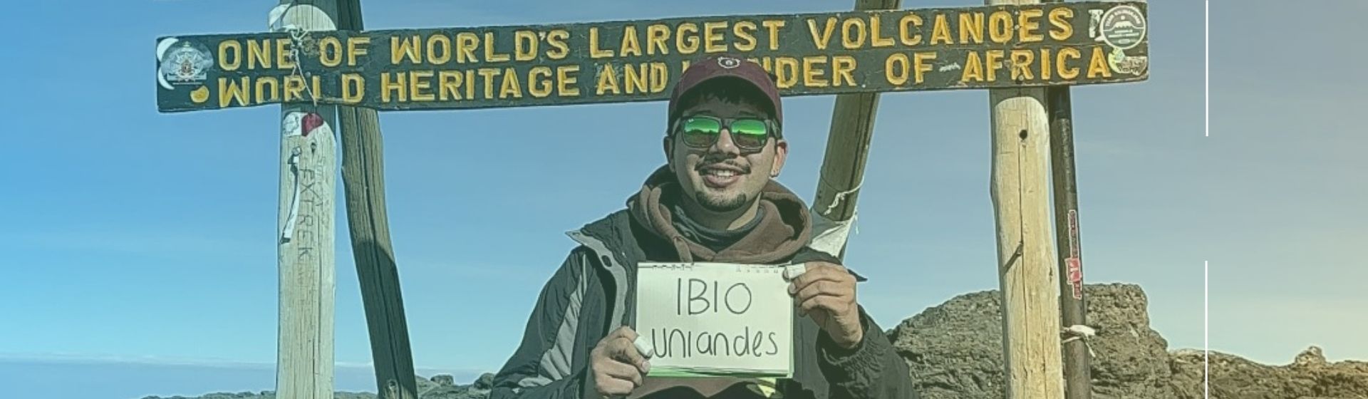 Del aula al la cima de África: la travesía de un ingeniero biomédico hacia el Kilimanjaro